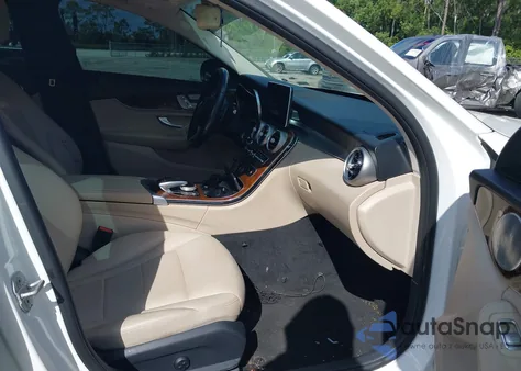 2016 Mercedes-Benz C 300 4Matic from USA, damaged, VIN WDDWF4KB1GR139919